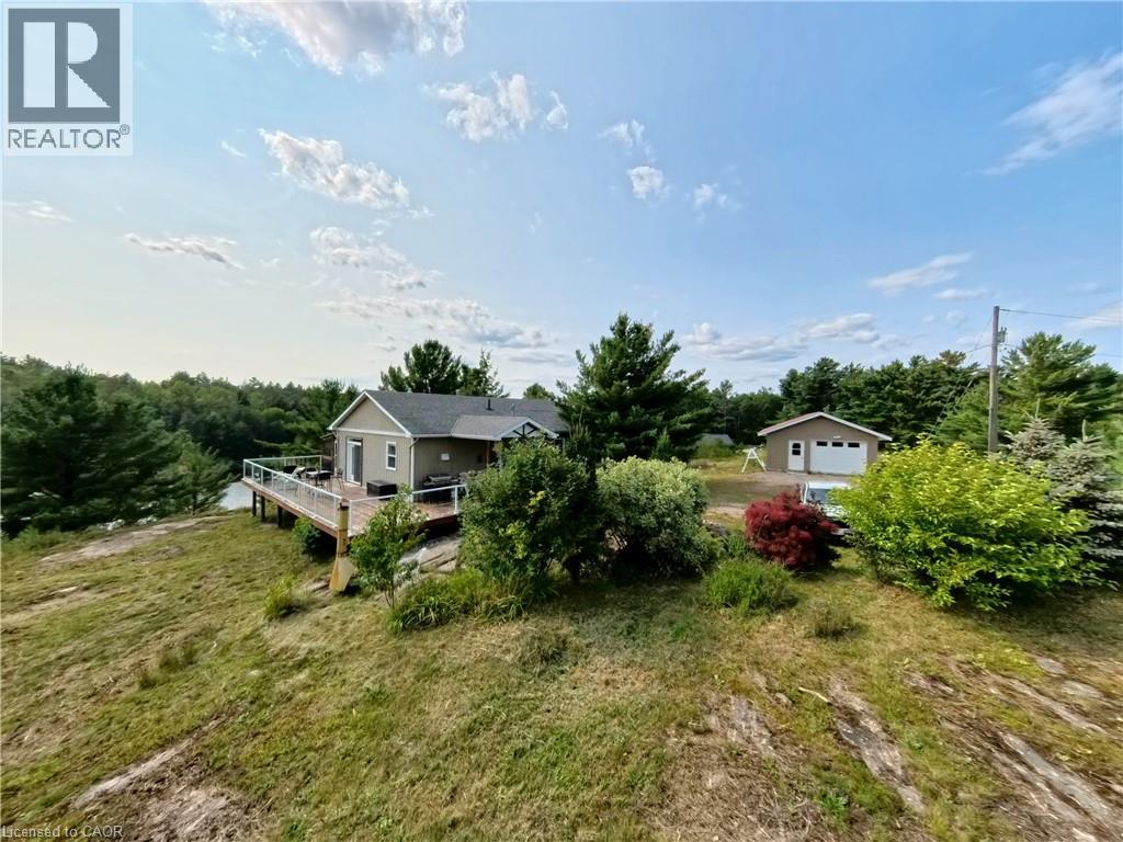 244 RIVERVIEW Drive - Image 40