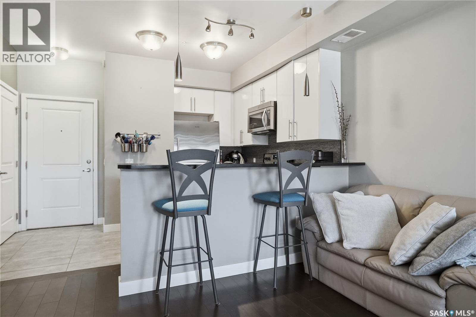 #206 2255 ANGUS STREET - 15