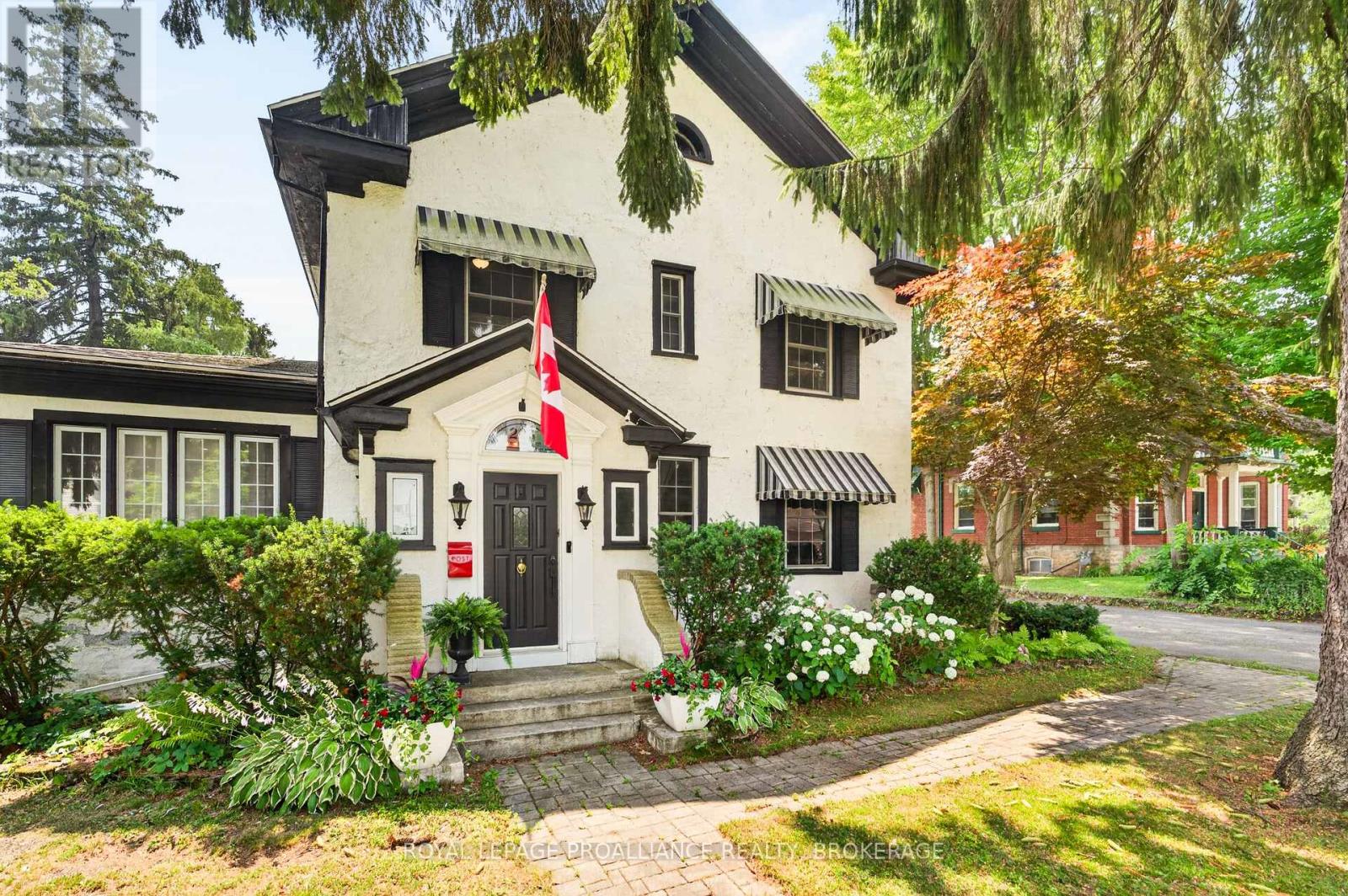 223 KING STREET W - 2