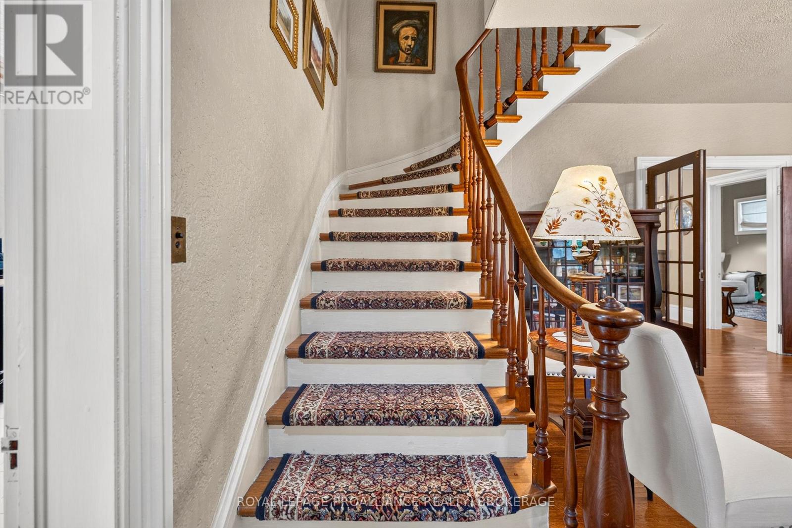 223 KING STREET W - 24