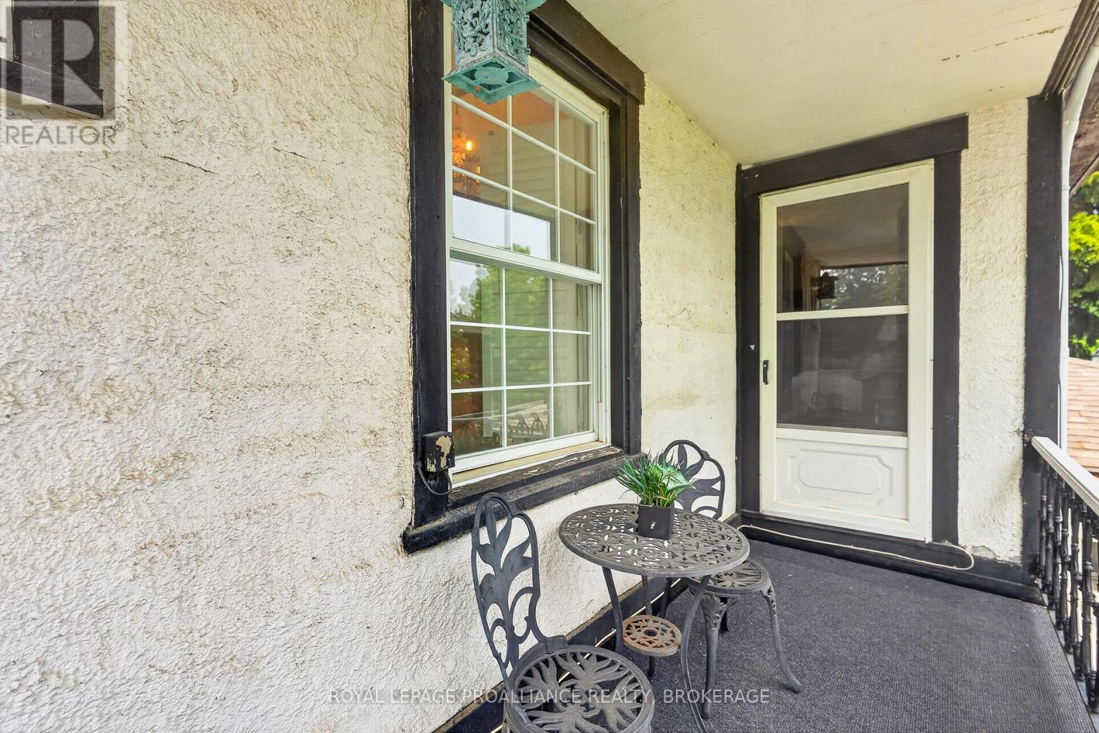 223 KING STREET W - 30