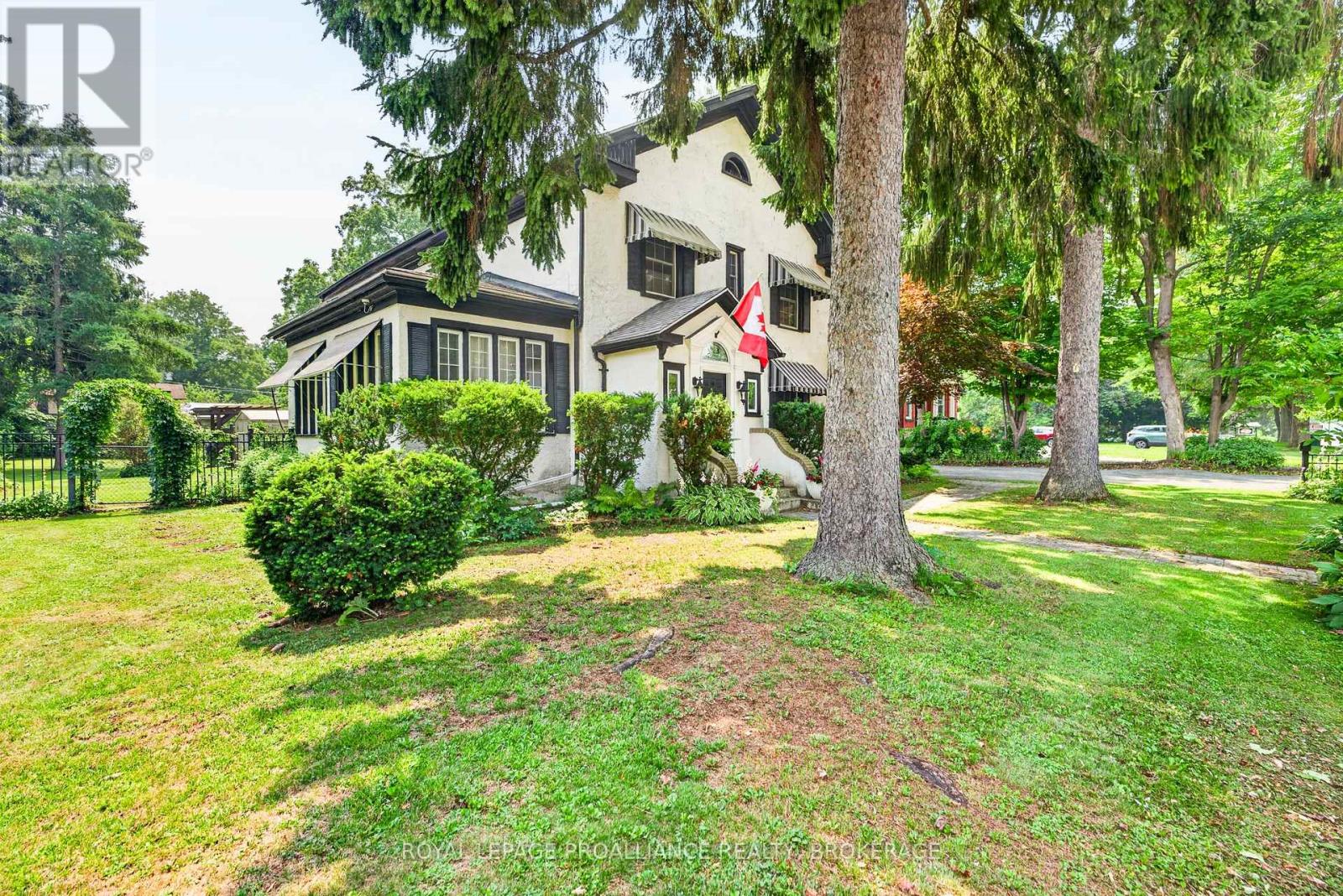 223 KING STREET W - 5