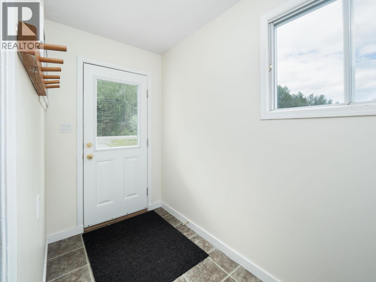 7280 OTWAY ROAD - 16