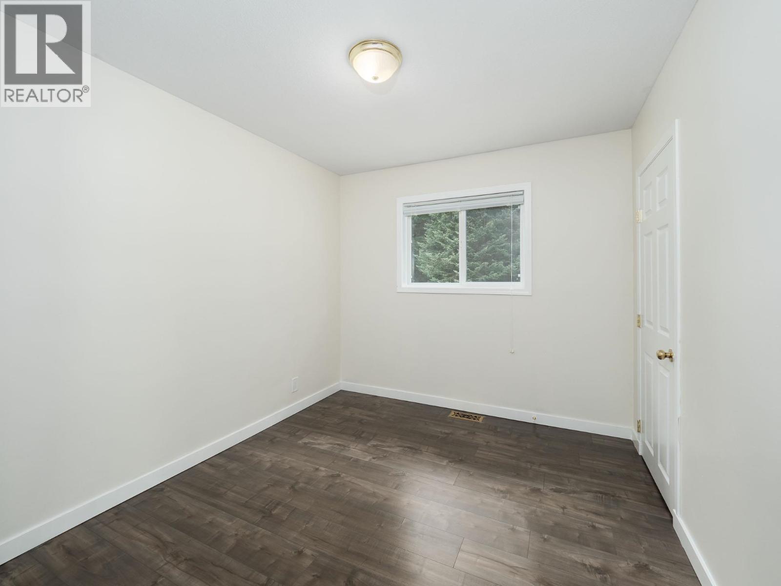 7280 OTWAY ROAD - 20