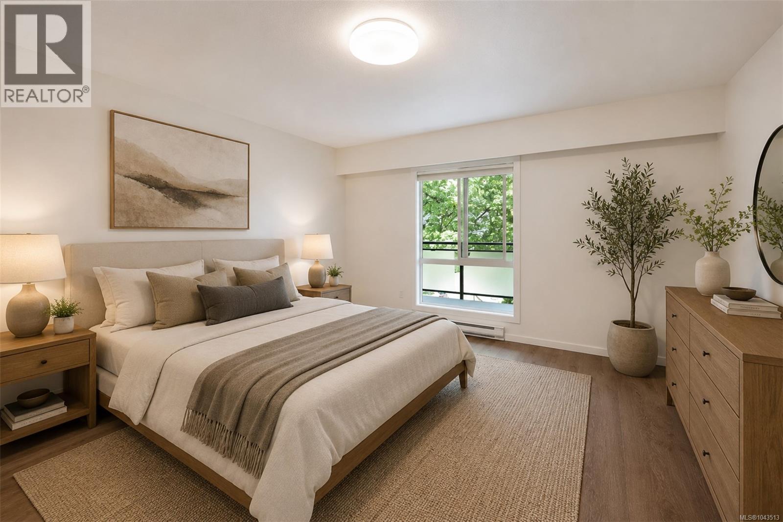 #202 1419 Stadacona Ave - 6