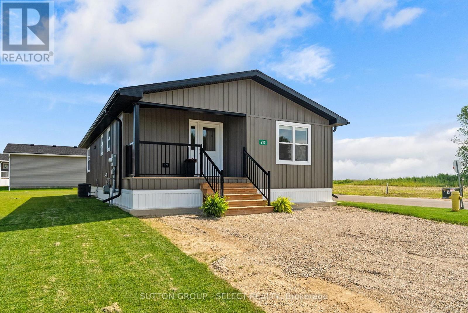 #LOT 8 215 CAROLYNN WAY - 1