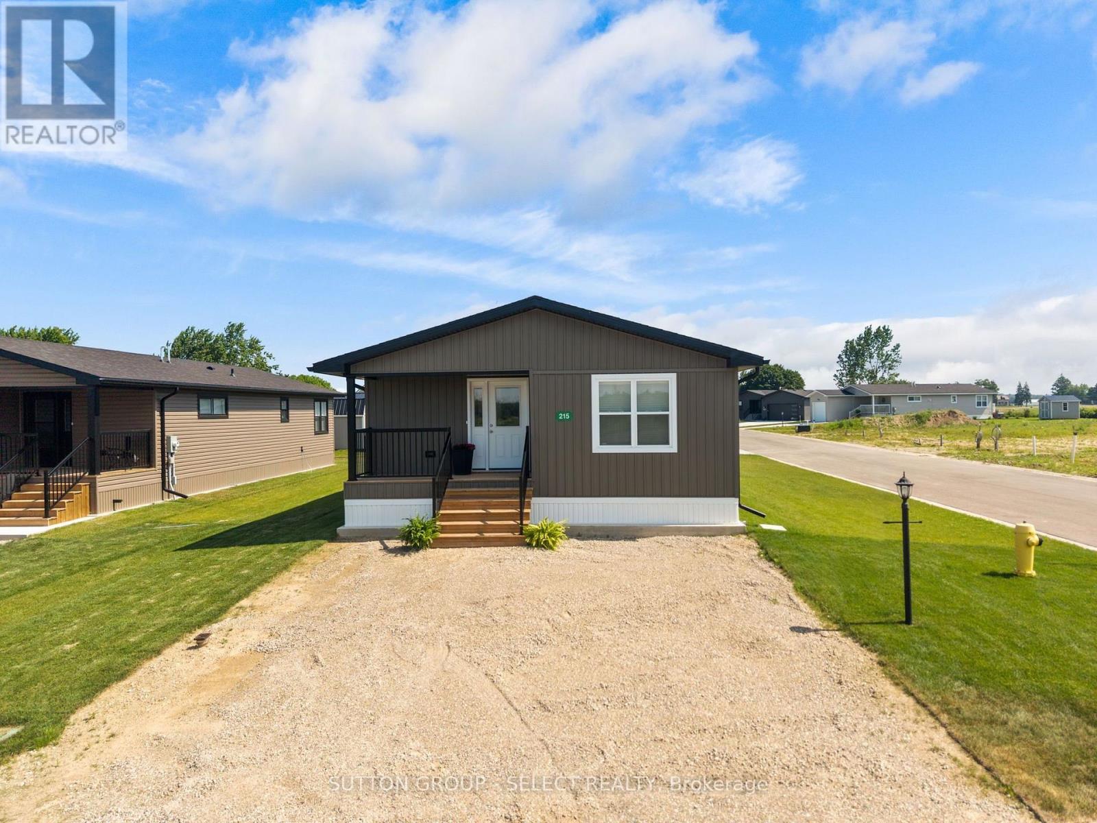 #LOT 8 215 CAROLYNN WAY - 4