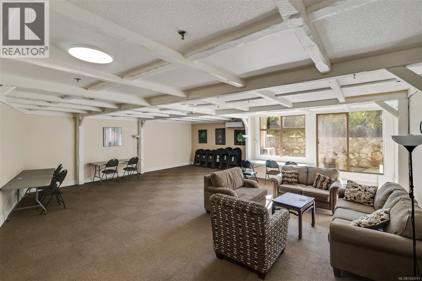 #202 1419 Stadacona Ave - 29
