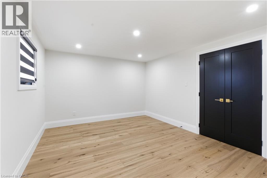 11 BRIDLEWOOD Drive - 32