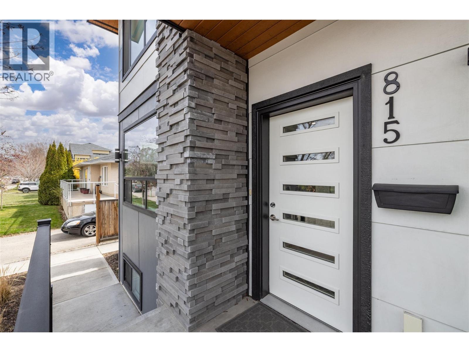 815 Rose Avenue - 6