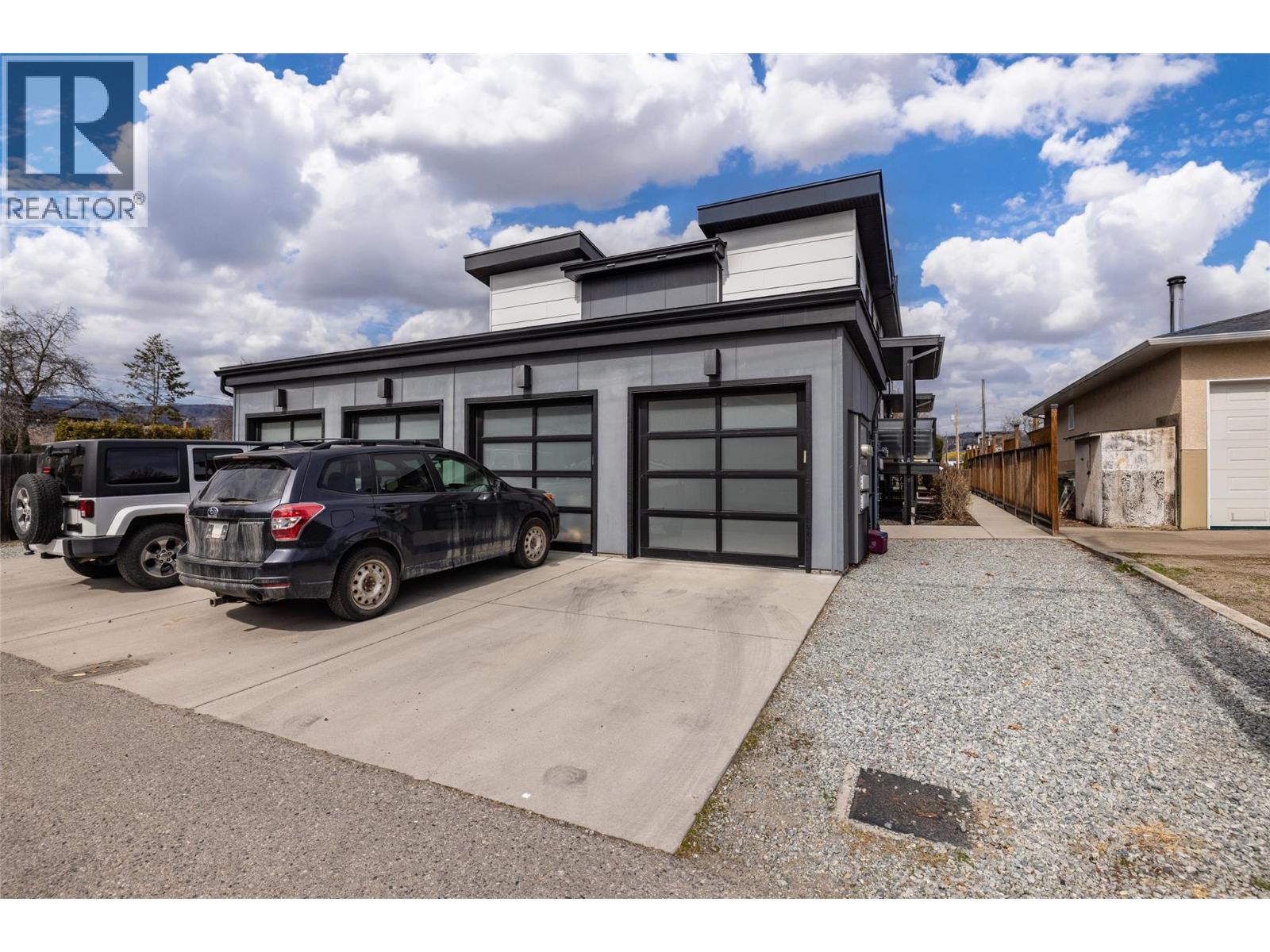 815 Rose Avenue - 39