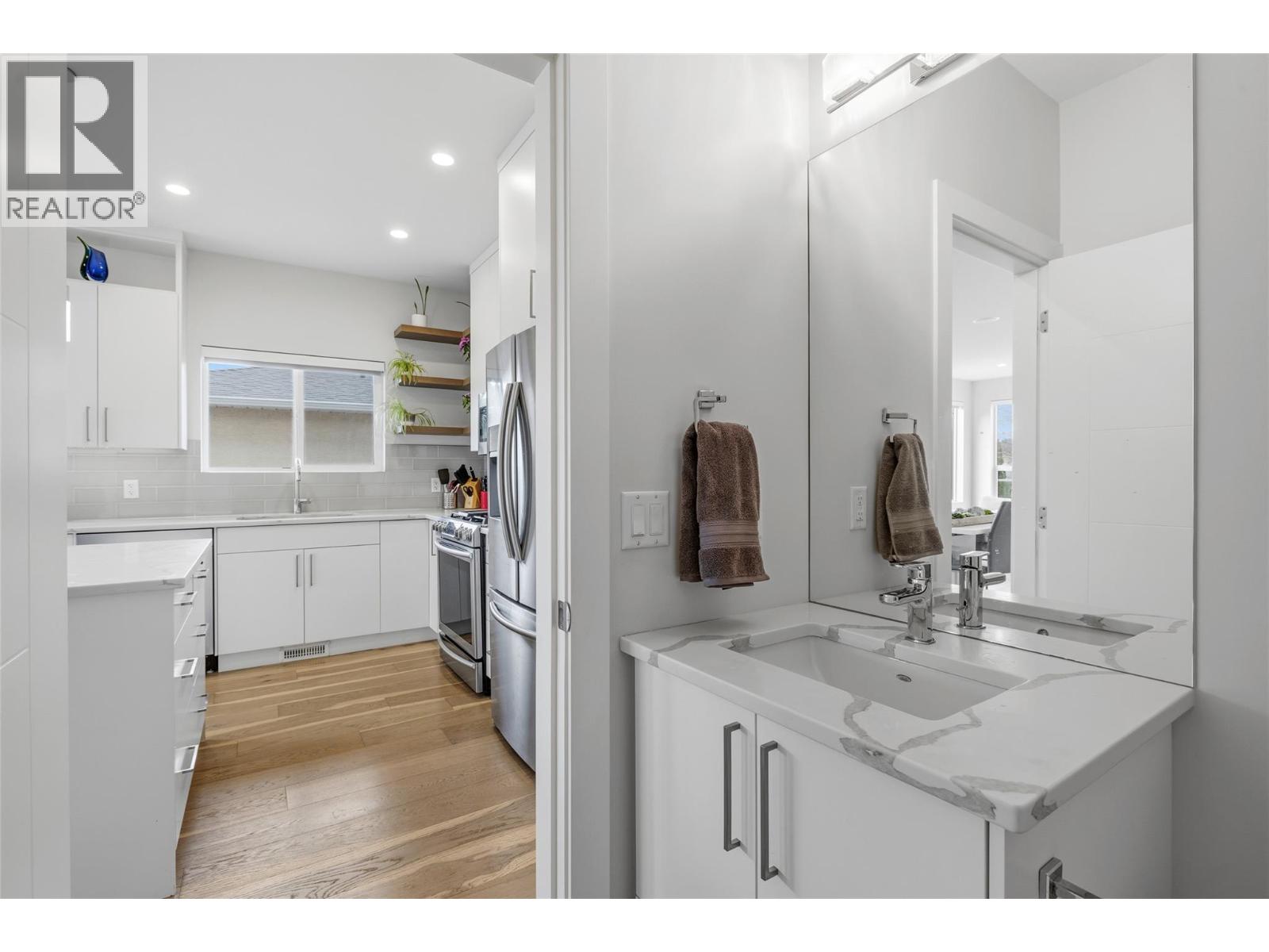 815 Rose Avenue - 17