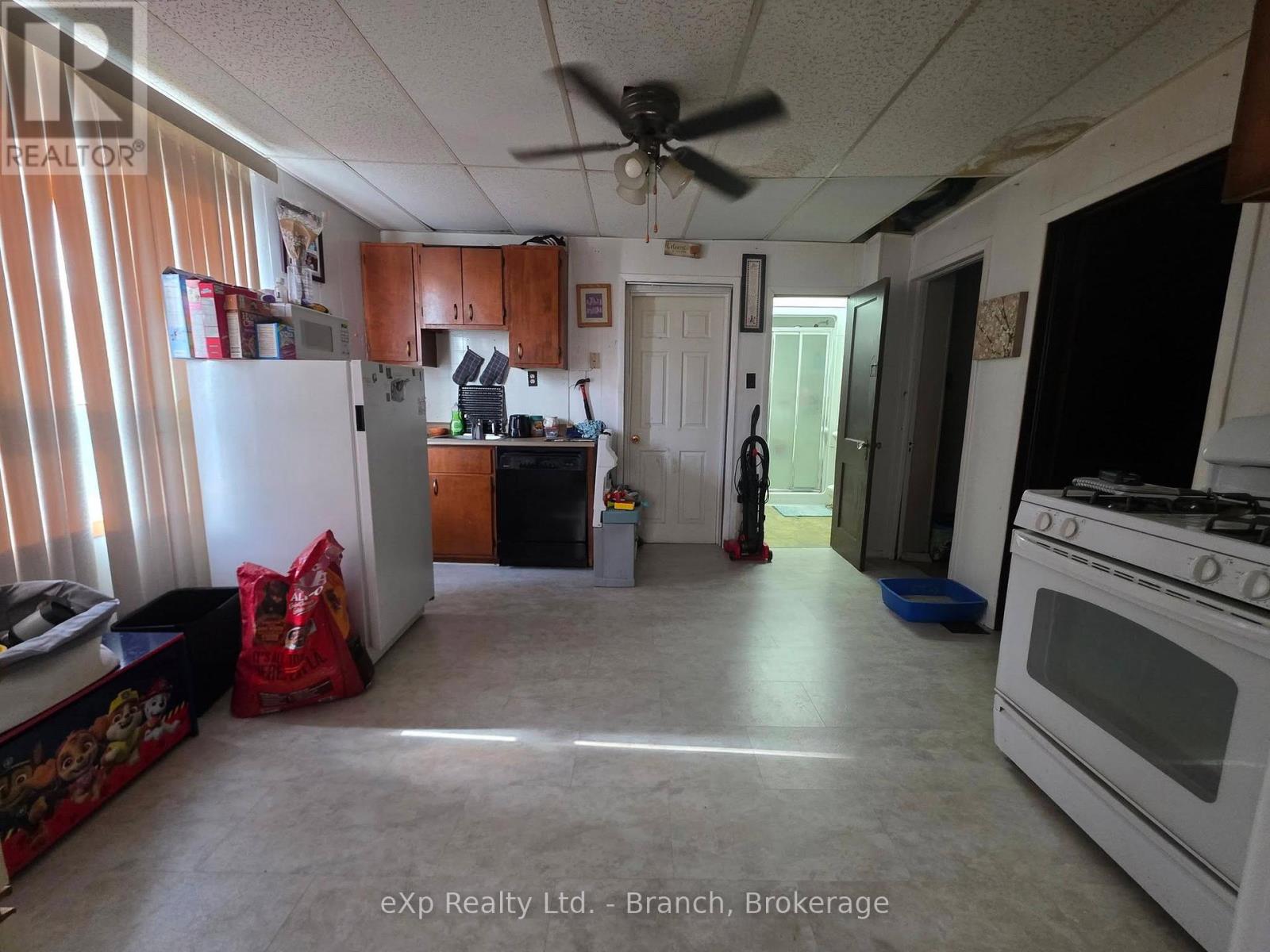 30 ROWAN AVENUE - 15