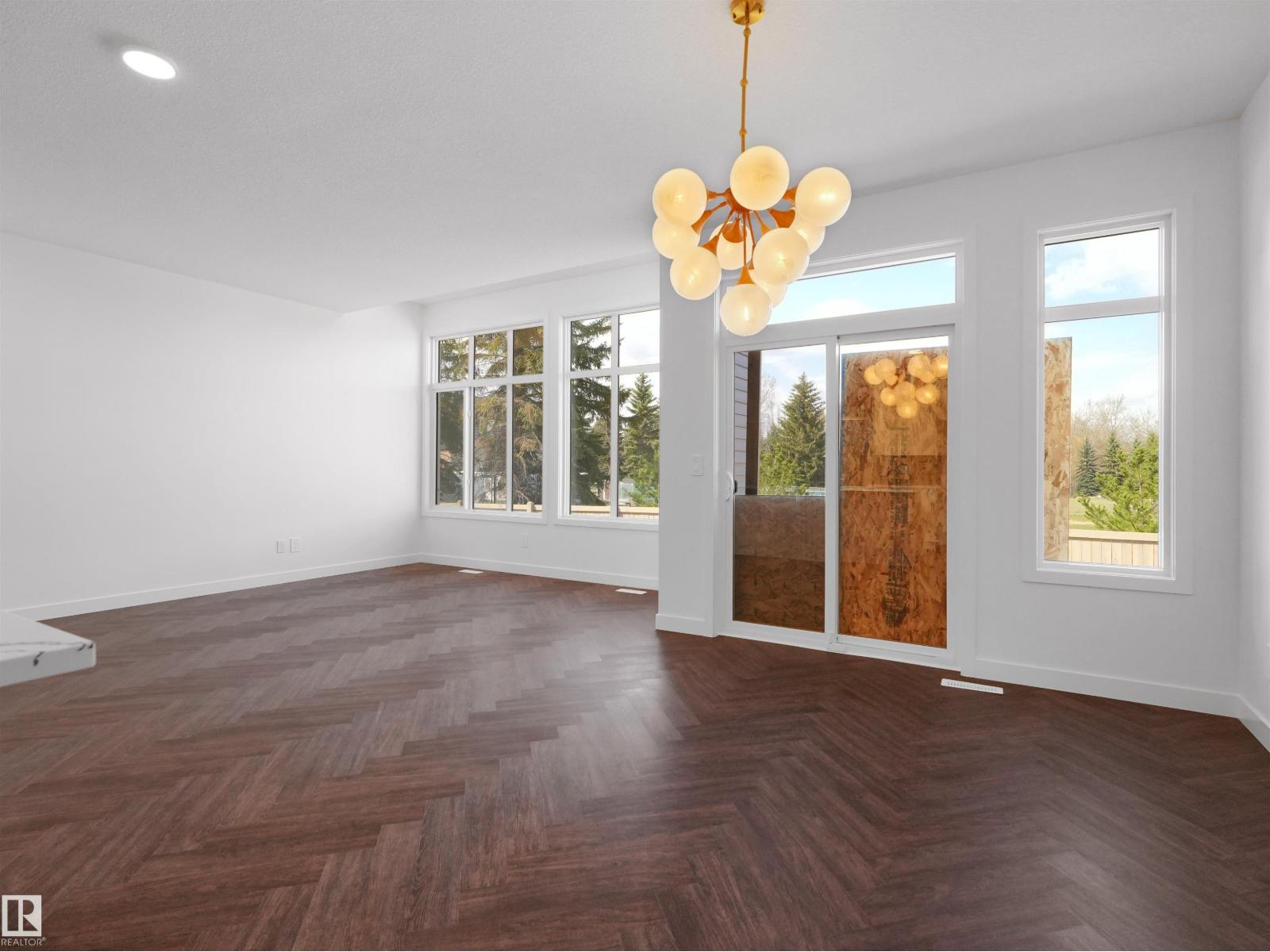 1733 Crossbill LO NW - 16