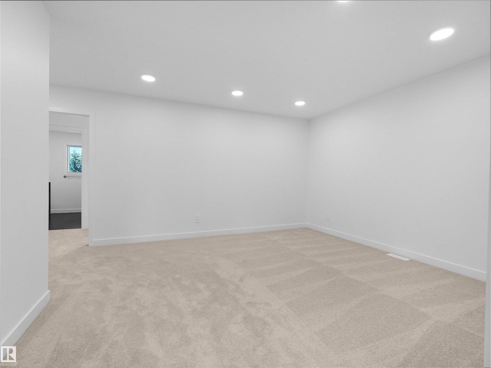 1733 Crossbill LO NW - 42