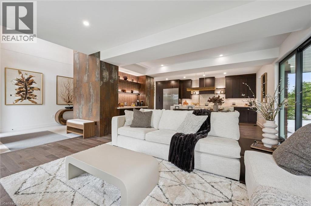 11 CHERRYWOOD Lane - 13