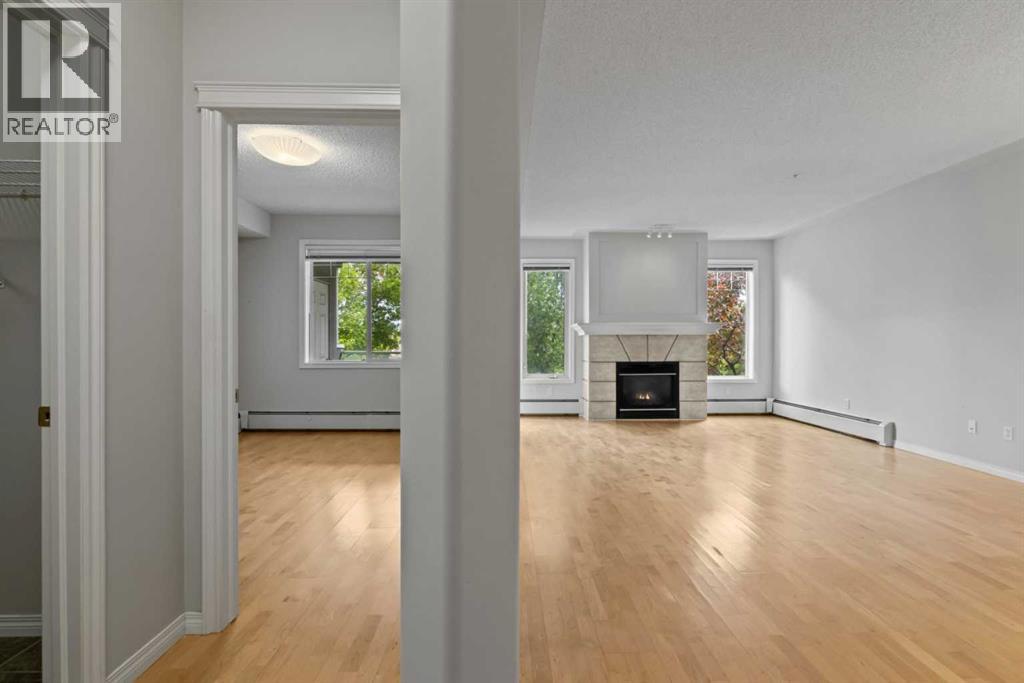 #207 2419 Erlton Road SW - 26