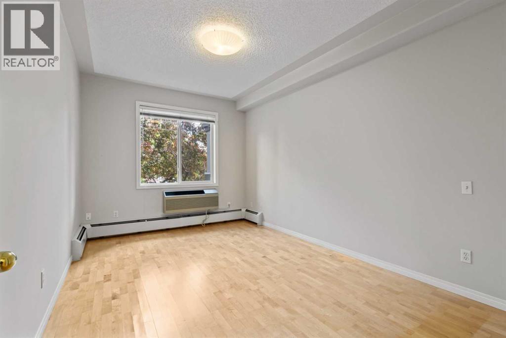 #207 2419 Erlton Road SW - 21