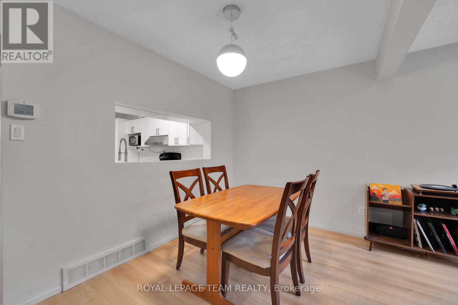 282 DALEHURST DRIVE - 10