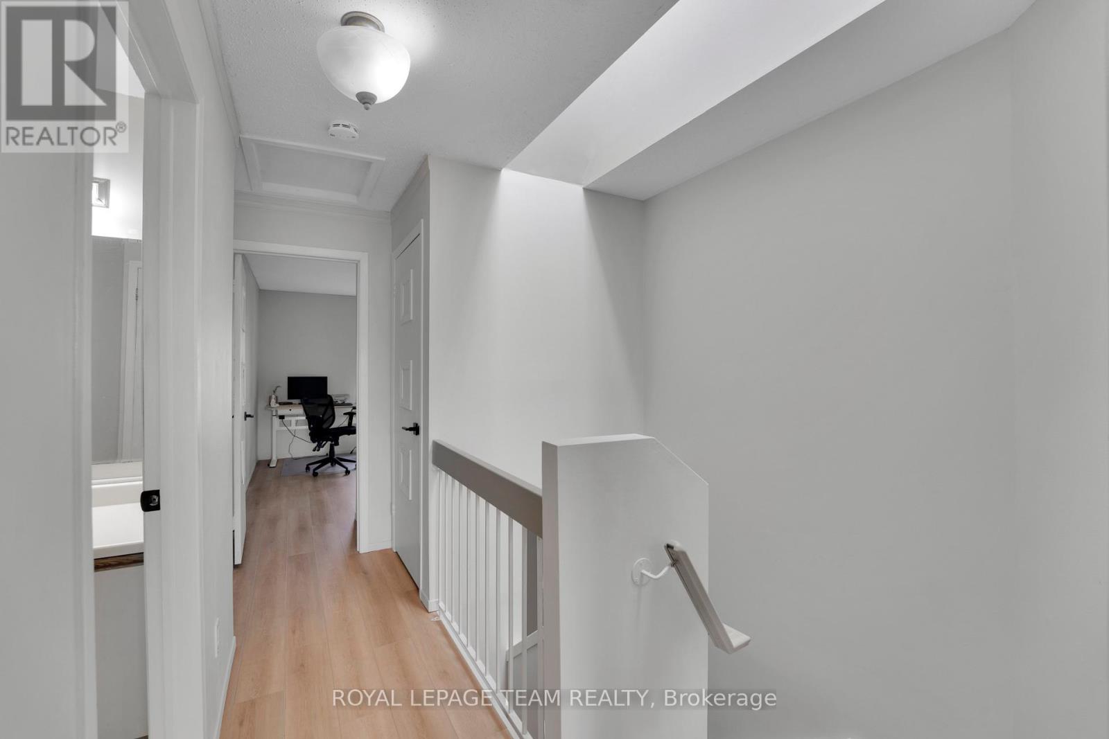 282 DALEHURST DRIVE - 18