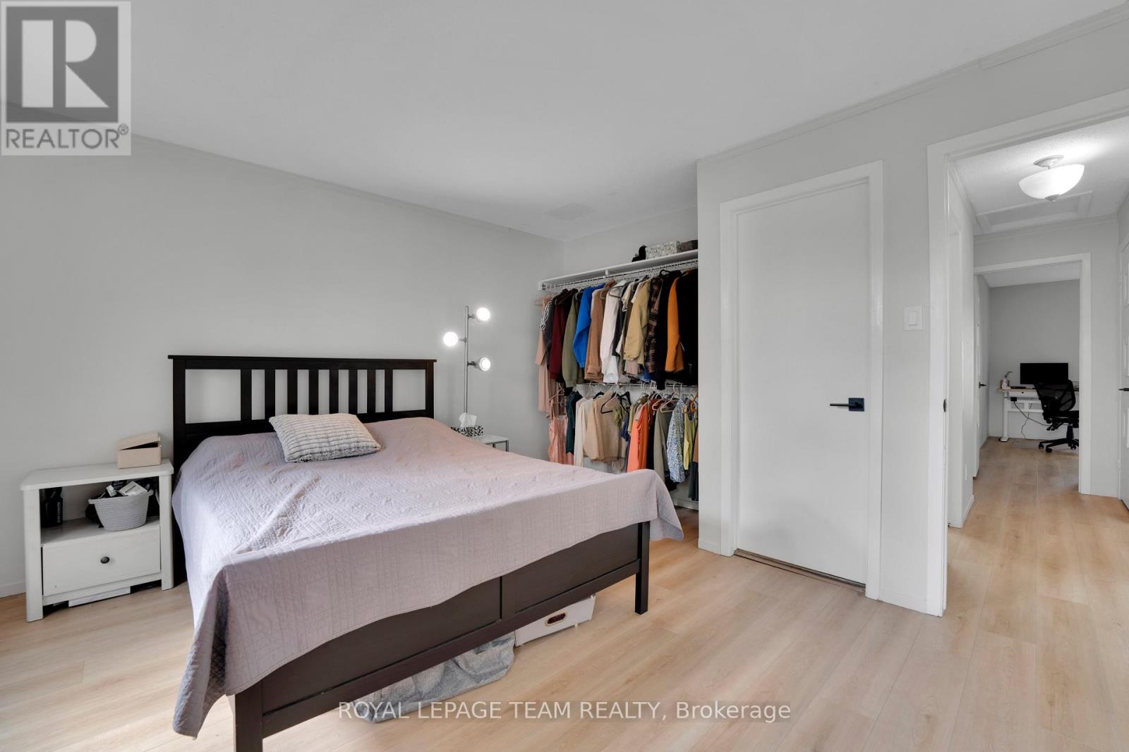 282 DALEHURST DRIVE - 19