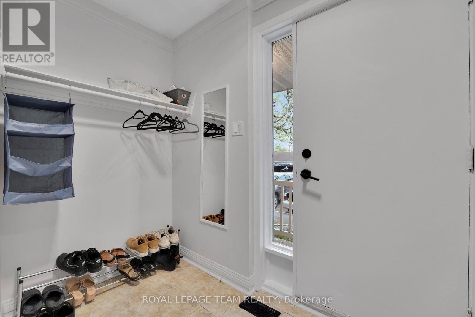 282 DALEHURST DRIVE - 2