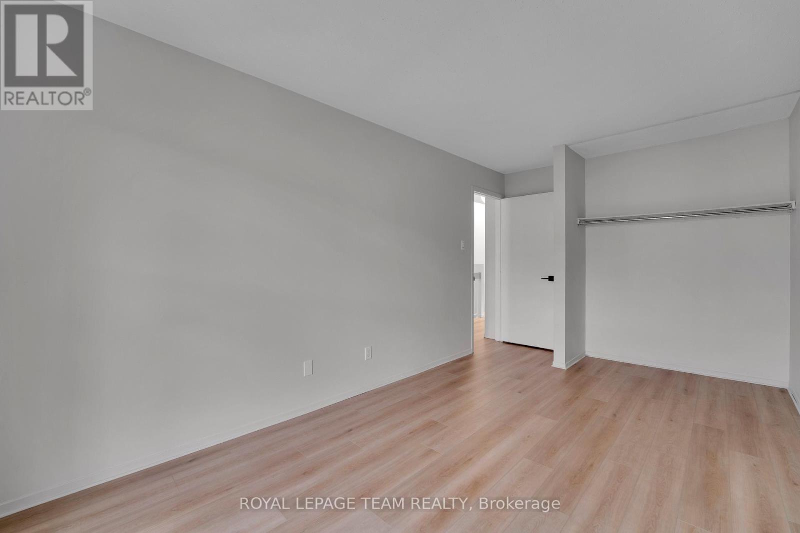 282 DALEHURST DRIVE - 24