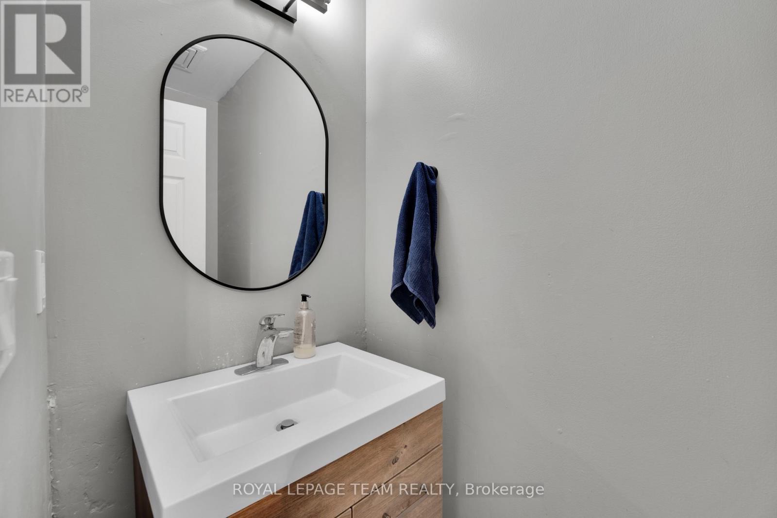 282 DALEHURST DRIVE - 4
