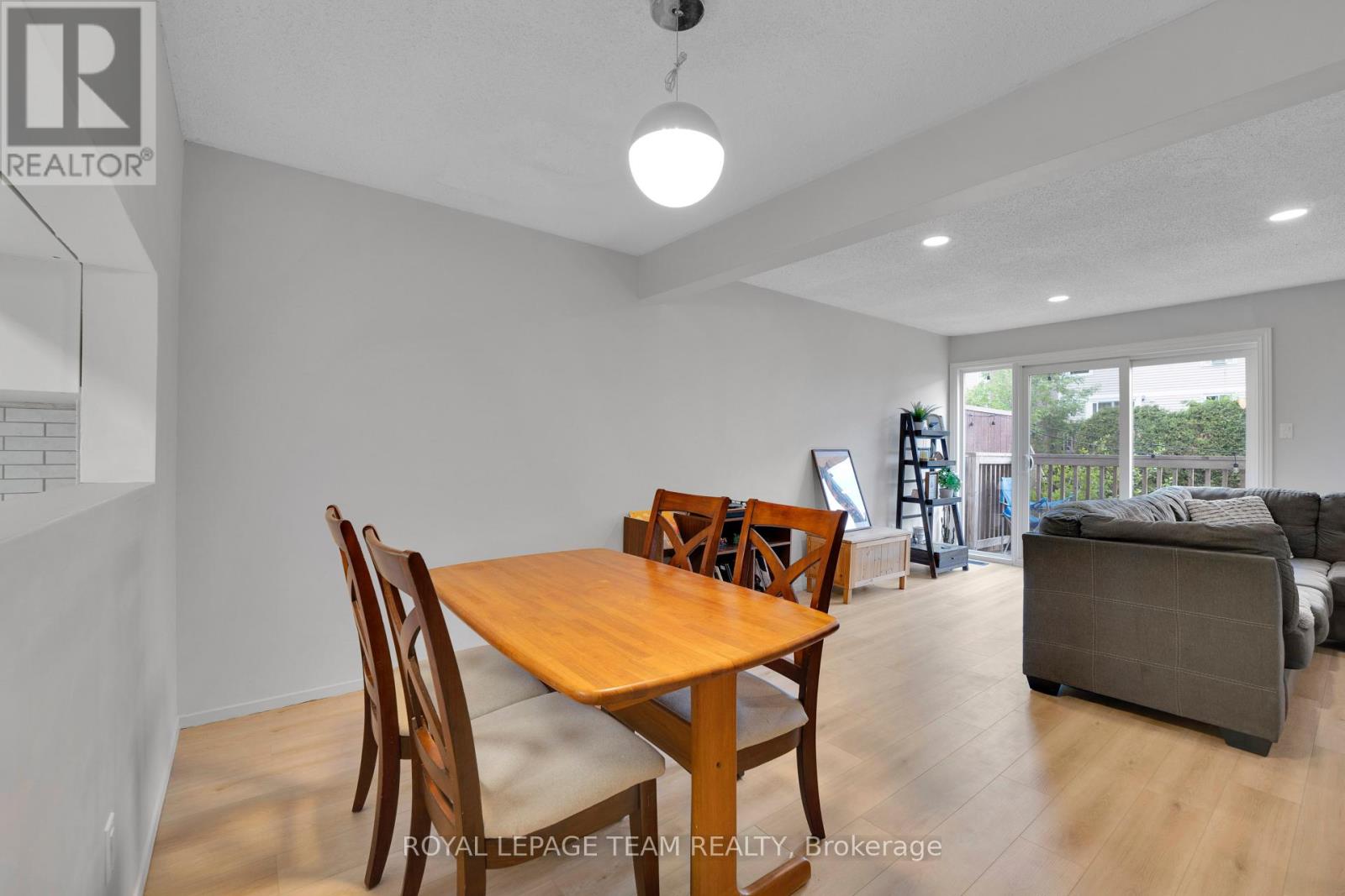 282 DALEHURST DRIVE - 9