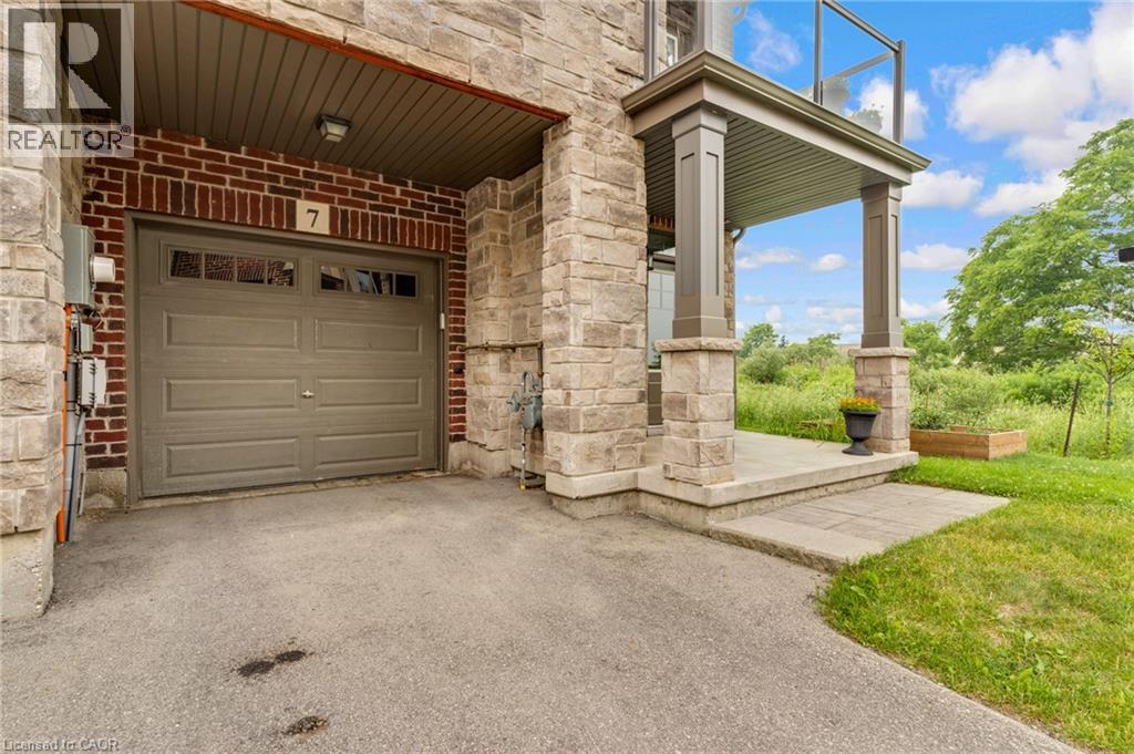 7 BACON Lane - 46