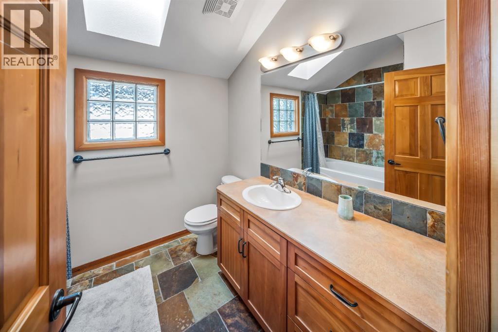 #4 813 5th Street - 30