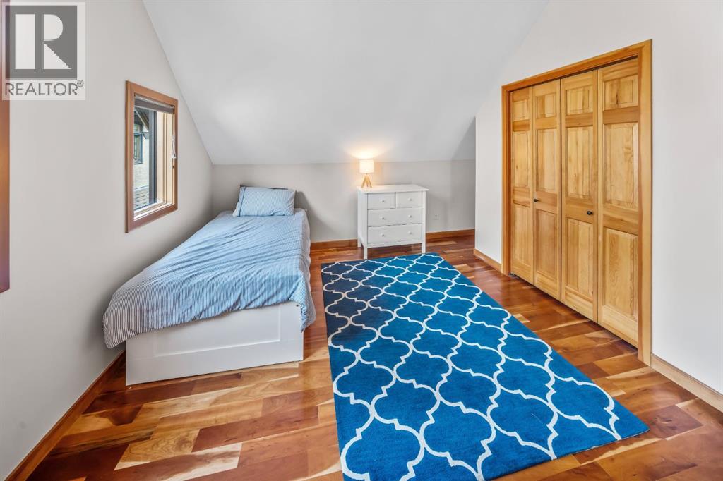 #4 813 5th Street - 25
