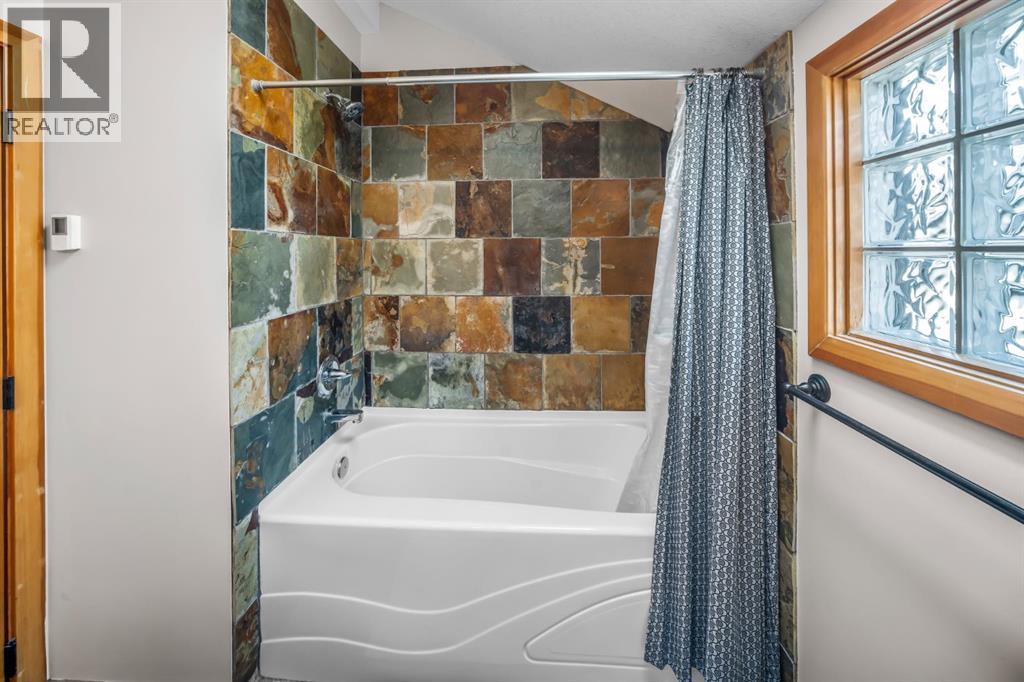 #4 813 5th Street - 31