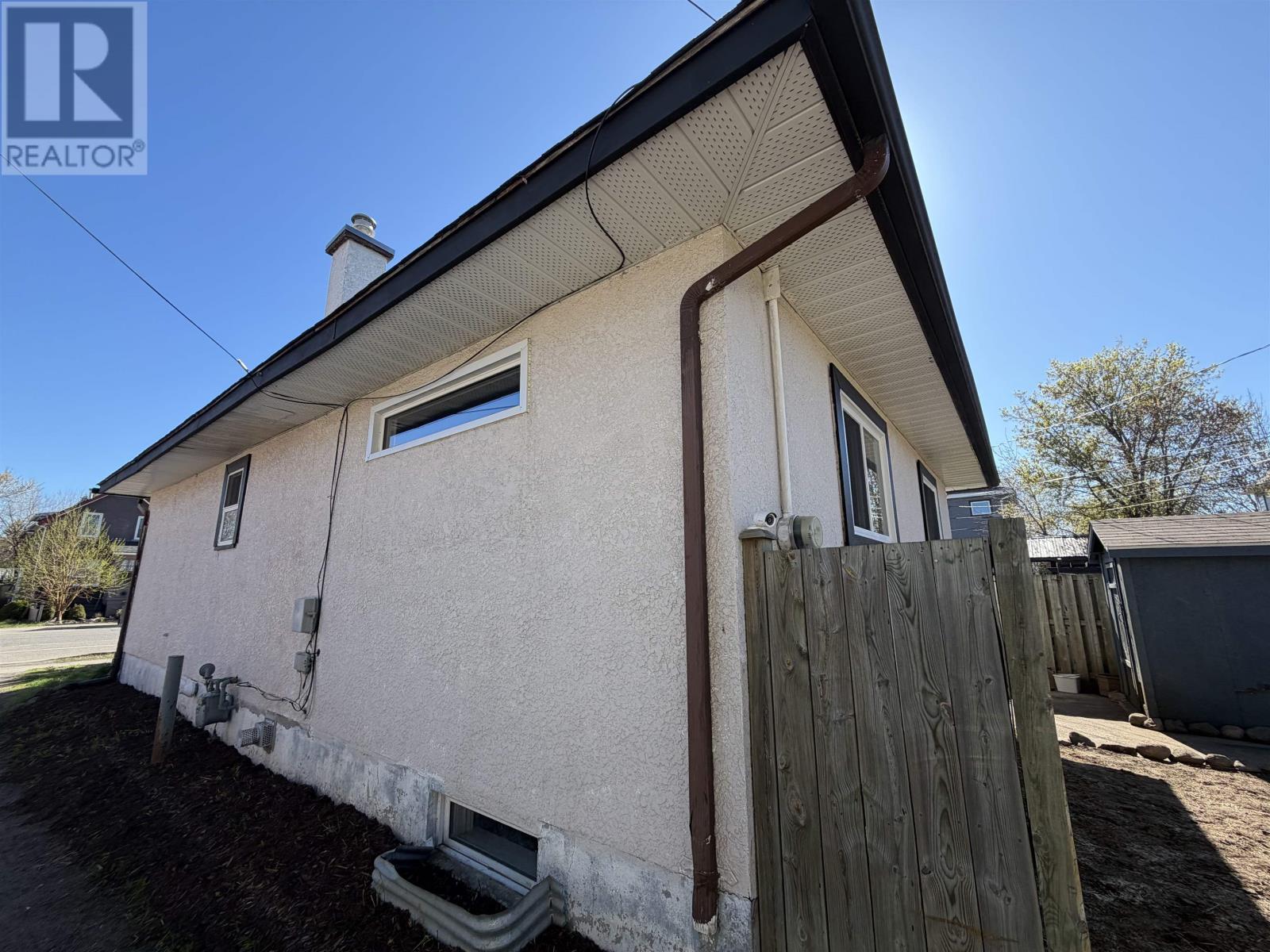 1113 Walsh ST - 40