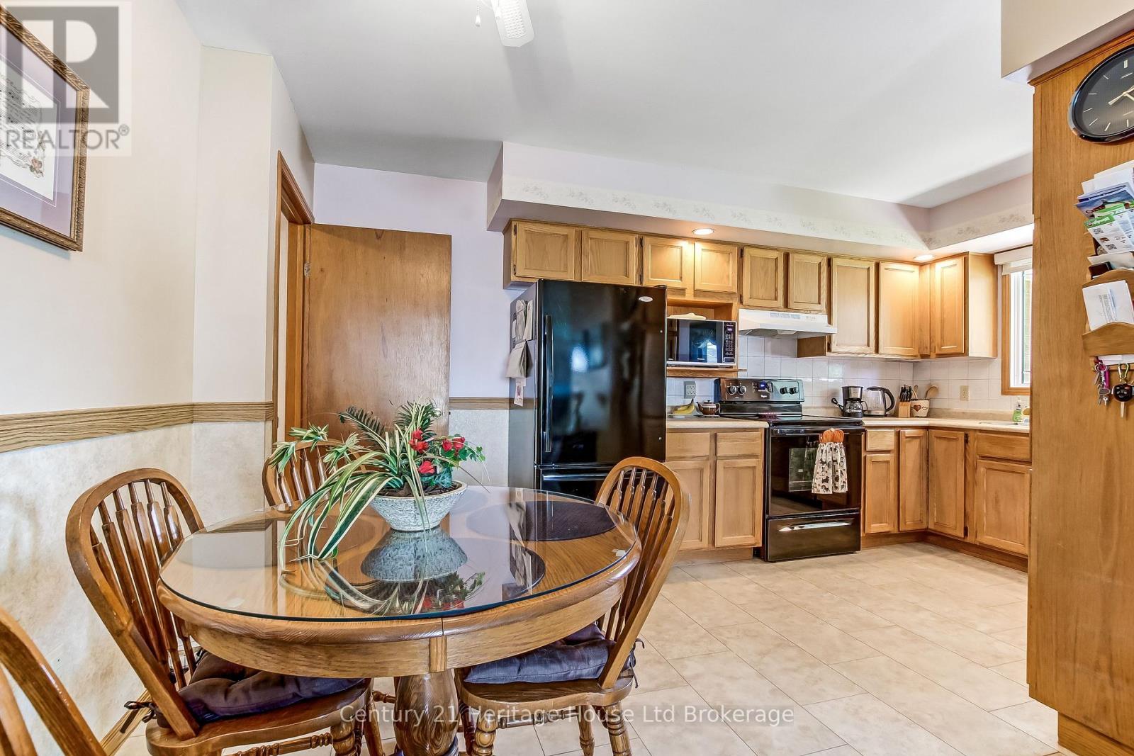 27 O'ROURKE PL PLACE E - Image 5