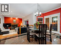 2768 Southcrest Drive, Burnaby, BC V5A4V4 Photo 8