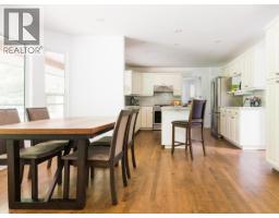 24150 132 Avenue, Maple Ridge, BC V4R2R7 Photo 8