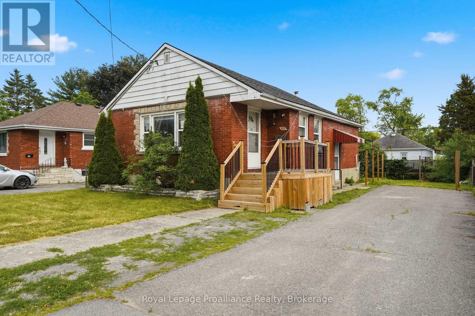 355 BRIDGE STREET E - 6