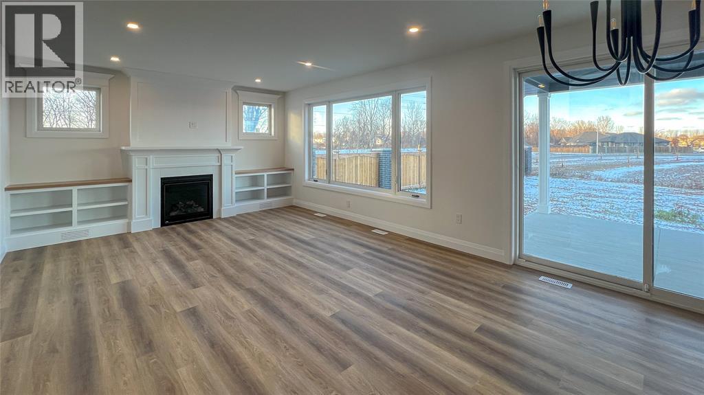 701 NICOLINA WAY, Sarnia, ON, photo 3