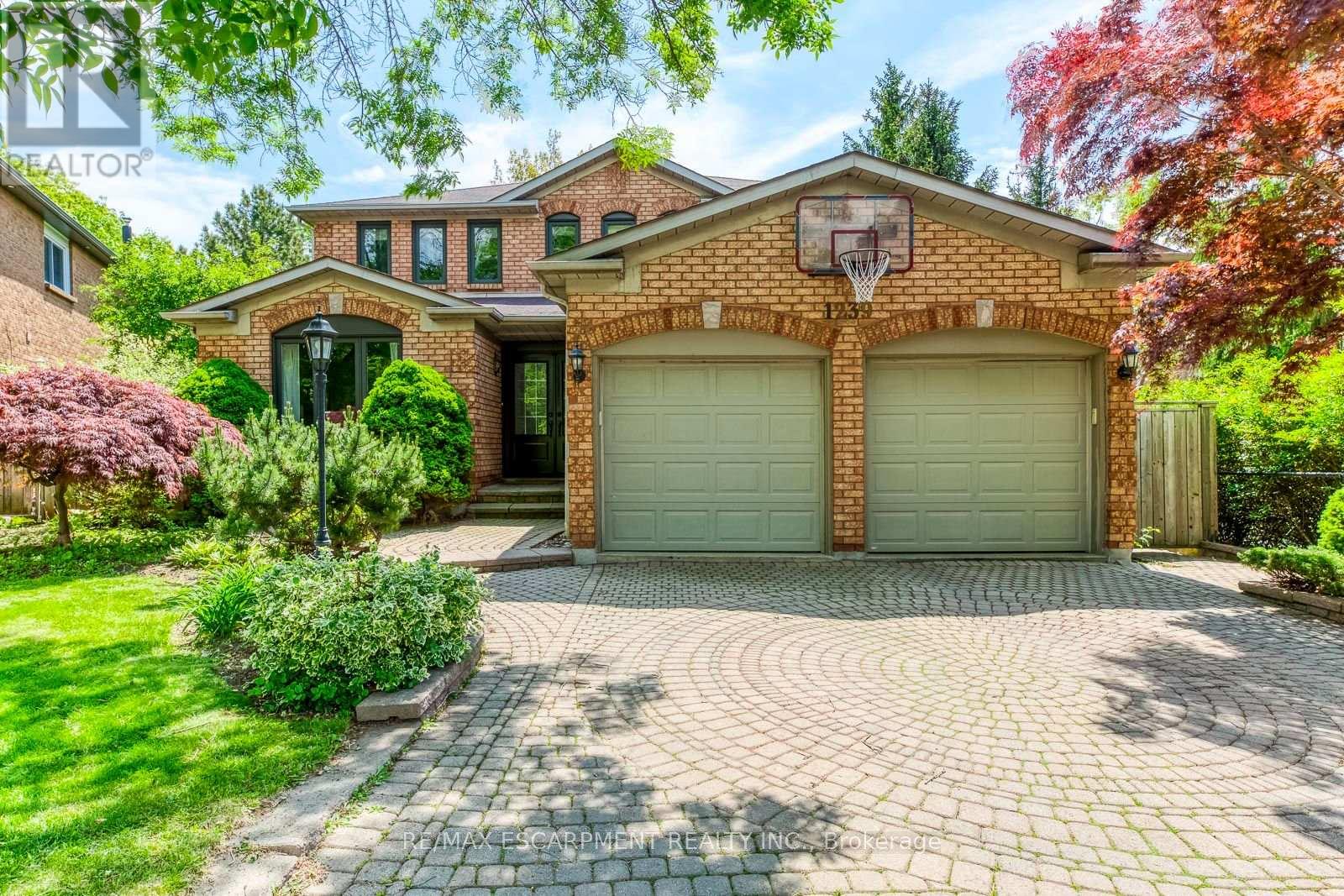 Photo of 1239 White Lane