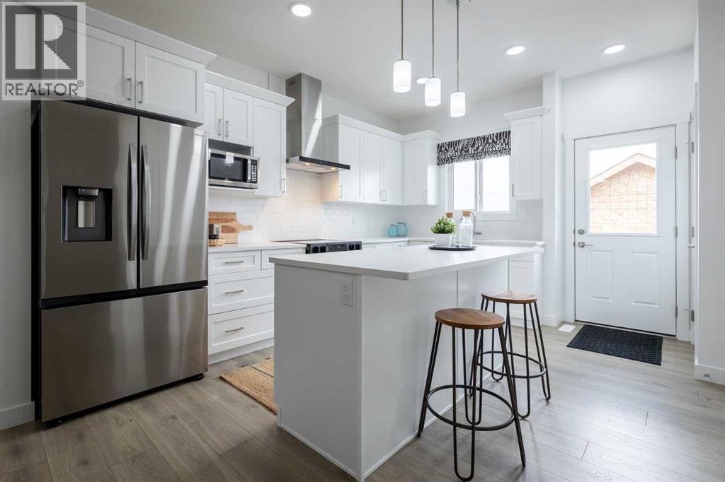 629 Savanna Drive NE - 9