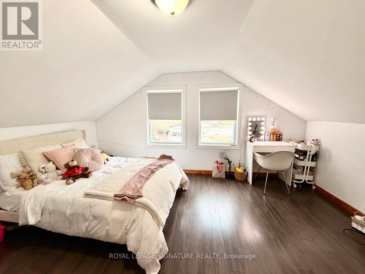 3201 GORDON MURDOCK ROAD - 32