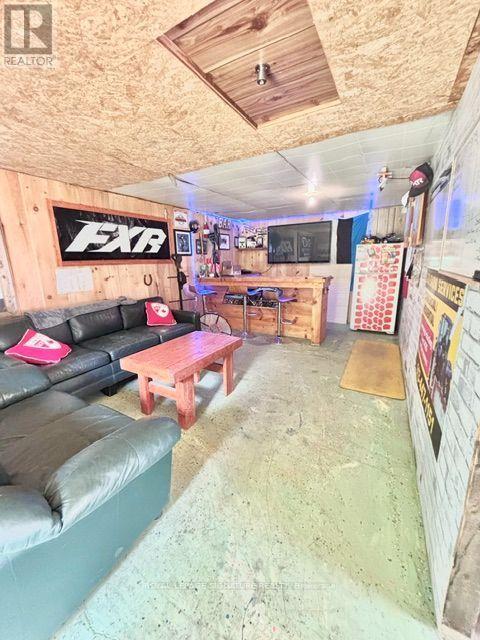 3201 GORDON MURDOCK ROAD - 45