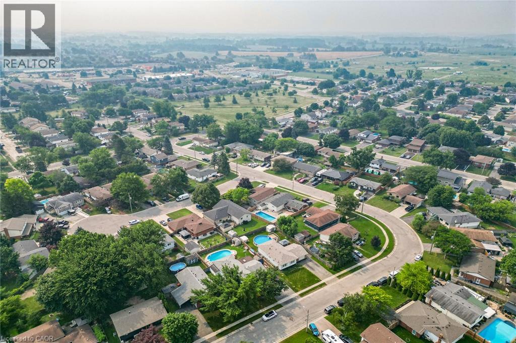 186 GLENMOR Drive - 40