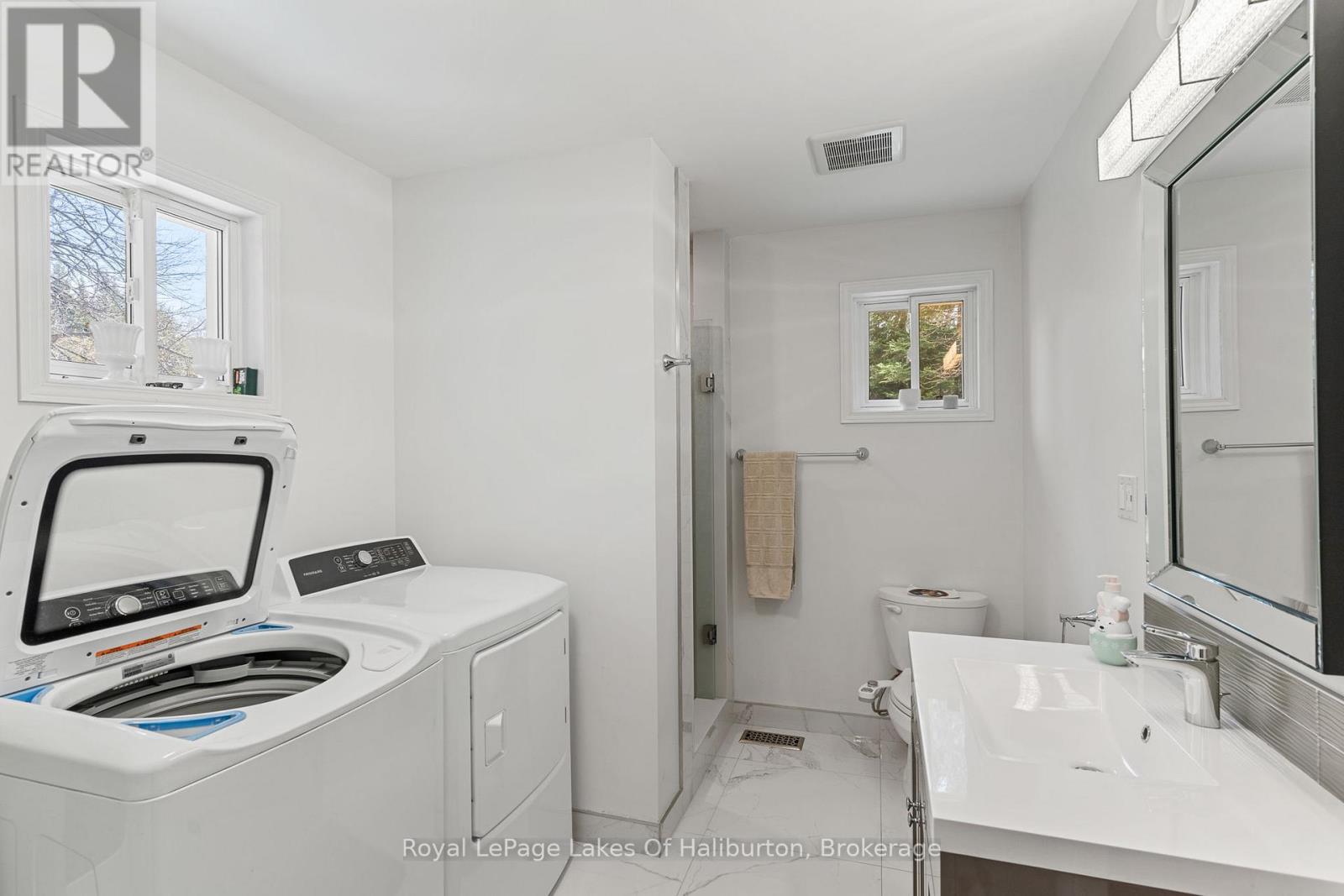 1033 BAYBERRY LANE - 19