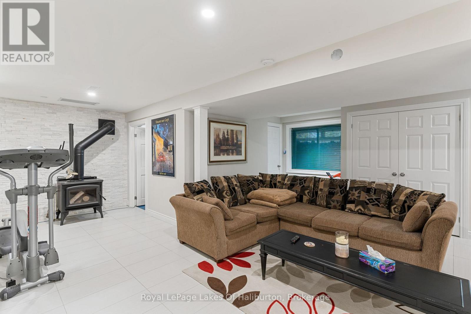 1033 BAYBERRY LANE - 30