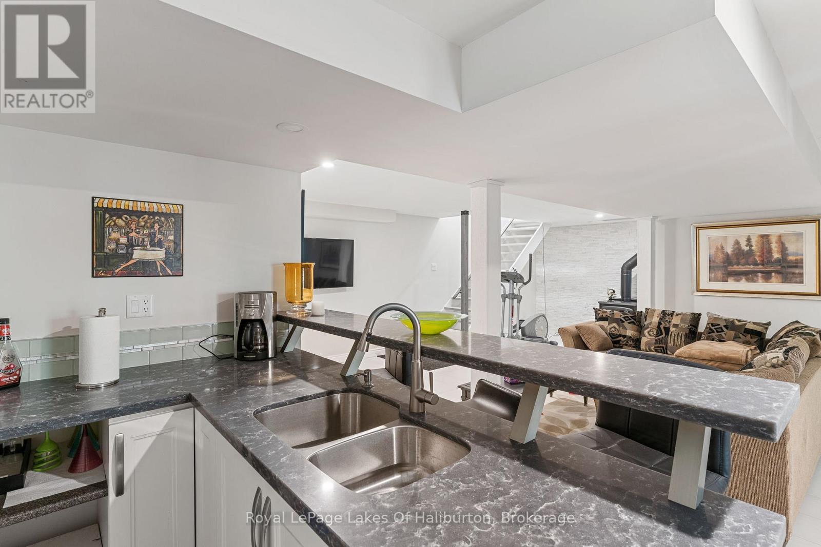 1033 BAYBERRY LANE - 31