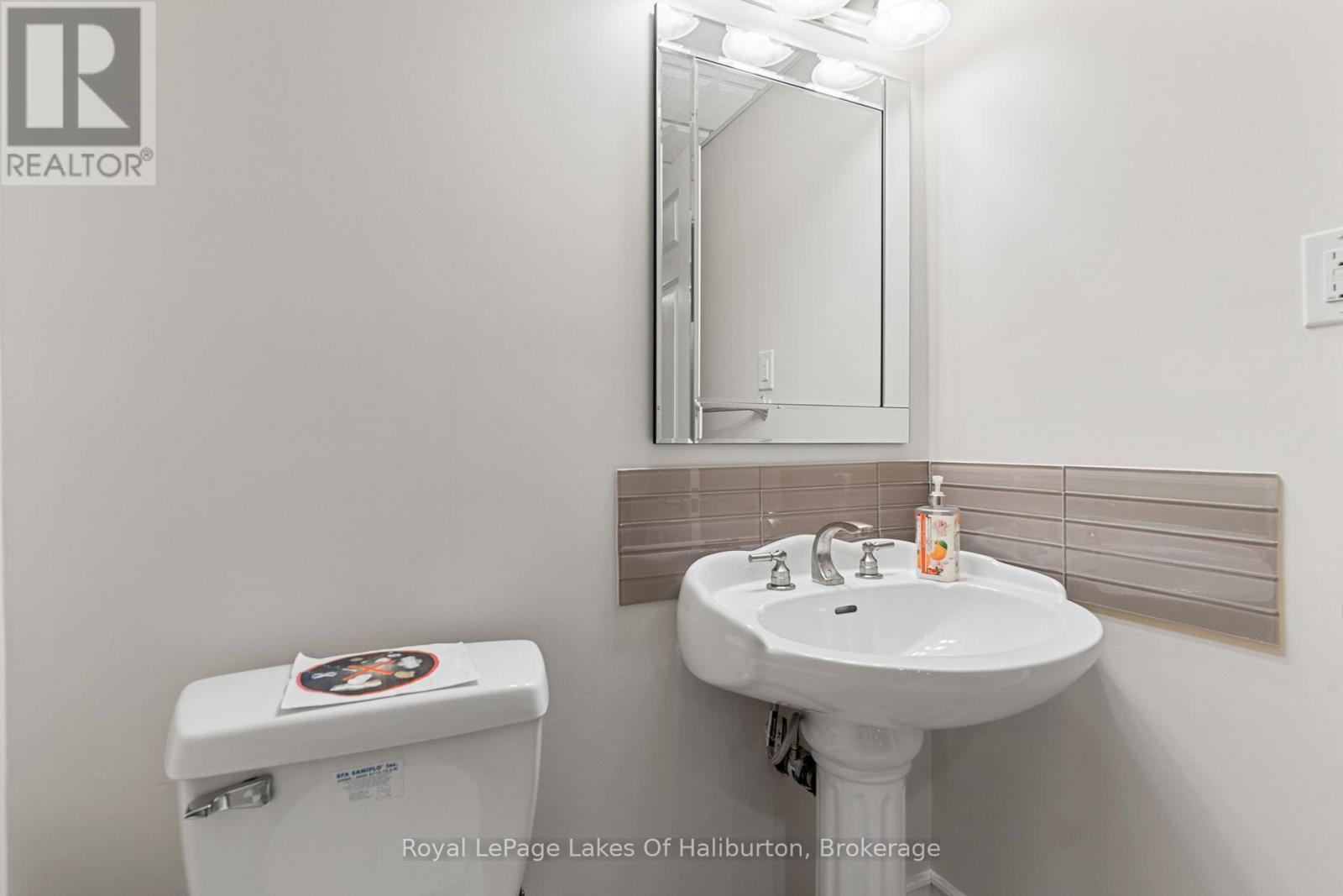 1033 BAYBERRY LANE - 33