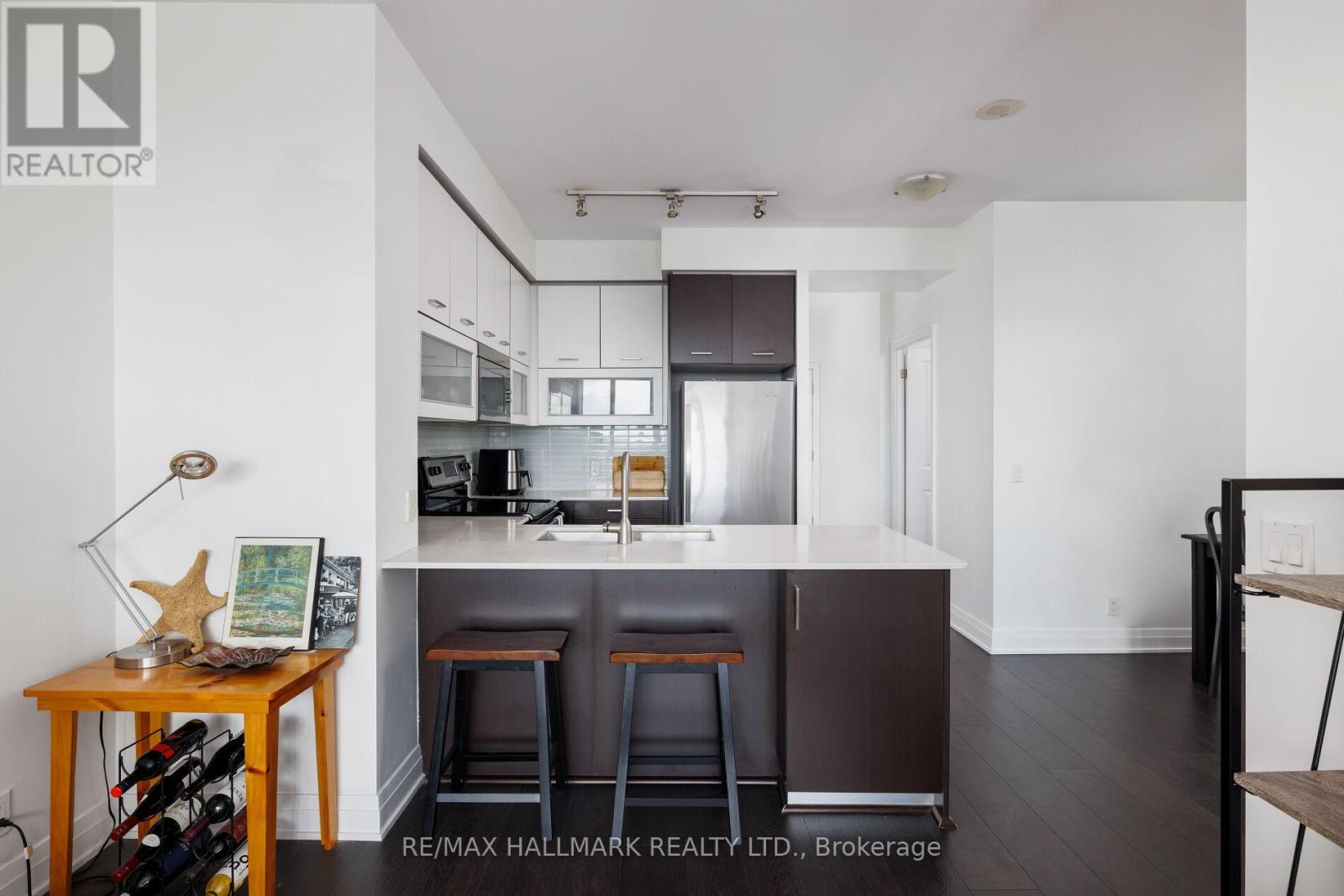 #1401 530 ST CLAIR AVENUE W - Image 10