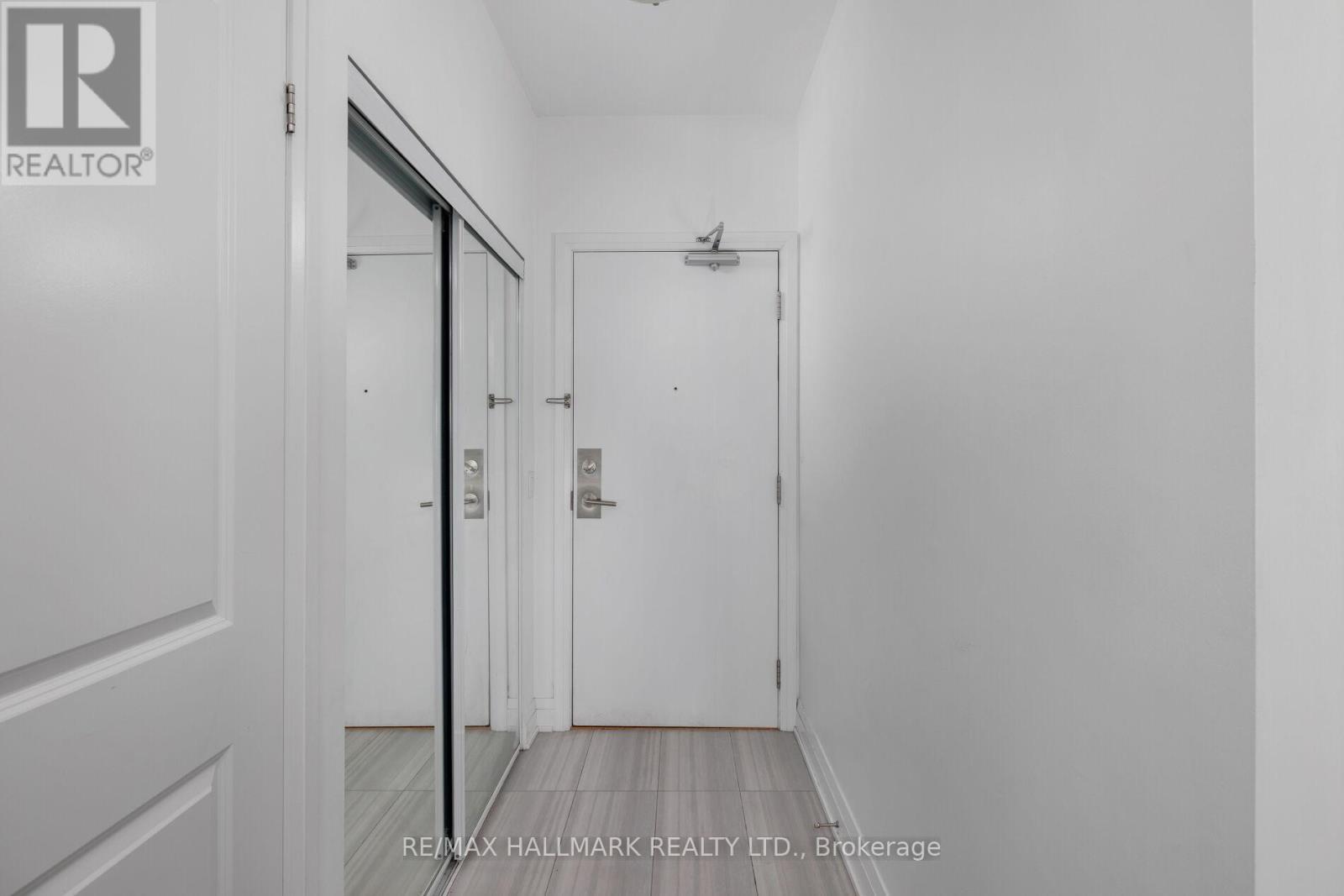 #1401 530 ST CLAIR AVENUE W - Image 6